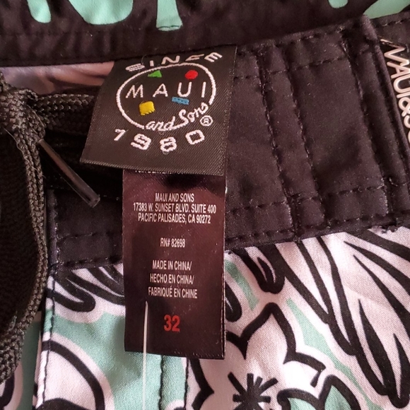 Maui and Son Mint black and swim trunks, no lining - Picture 2 of 6